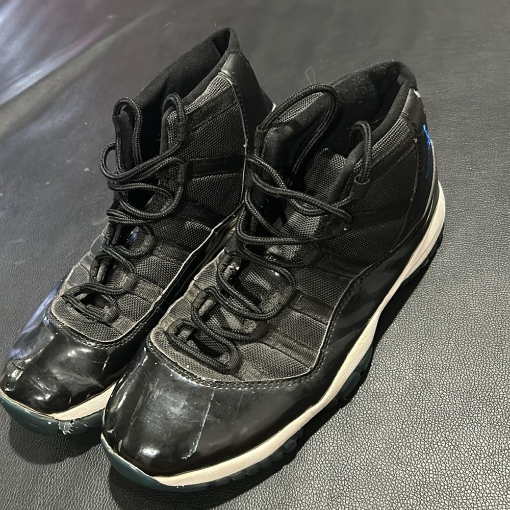 Jordan’s - Picture 4 of 7